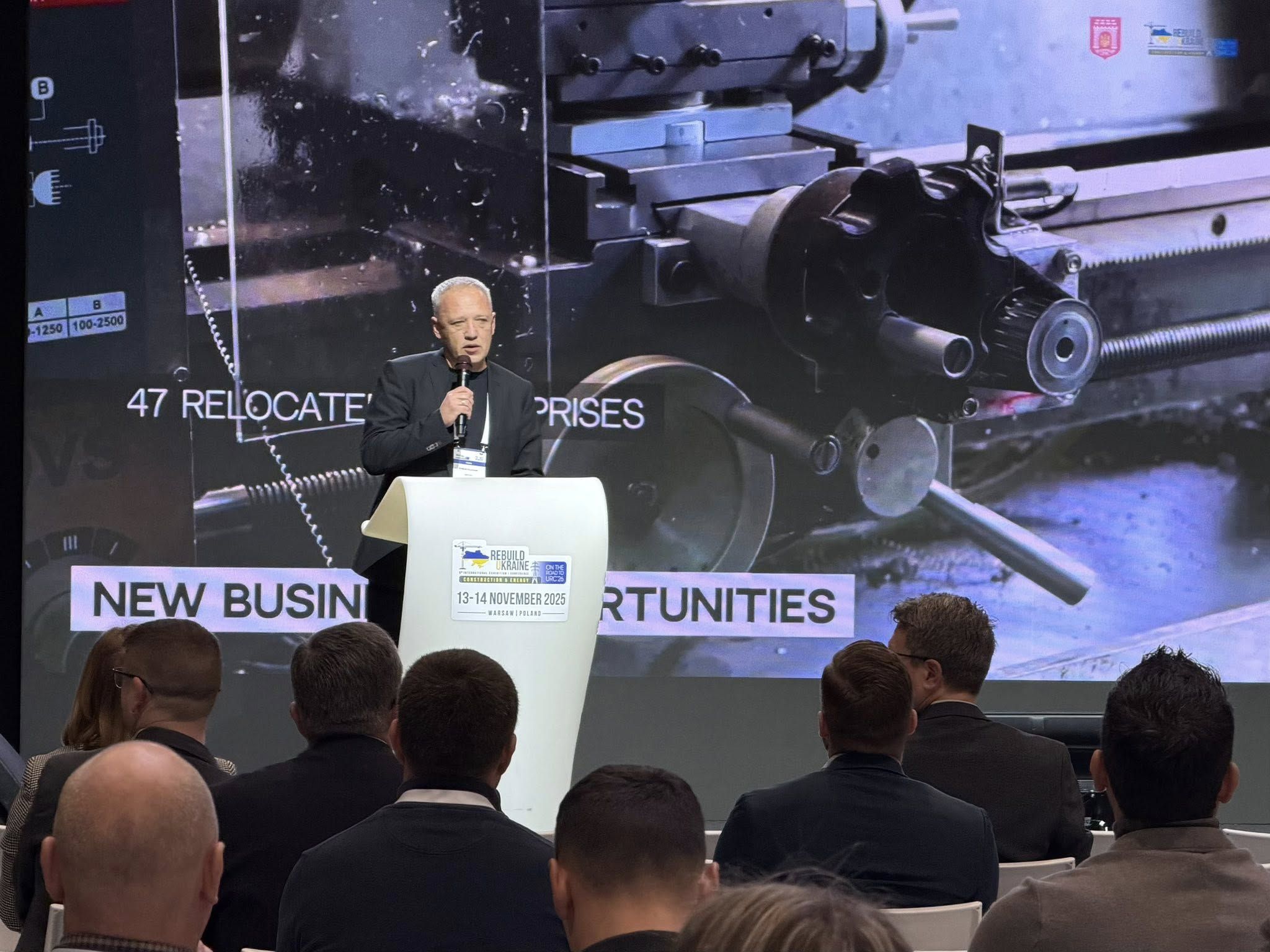 Чернівецький міський голова взяв участь у міжнародному форумі у Варшаві